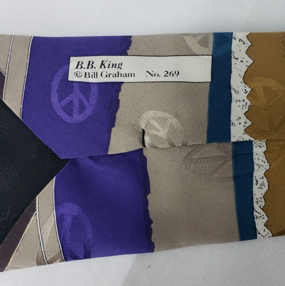 BB King Fillmore Poster Silk Tie - Picture 5 of 8